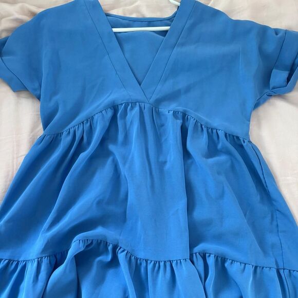 Dresses & Skirts - SHEIN V-Neck Short Sleeve Sunday Women's Flowy Sunday Blue Mini Dress